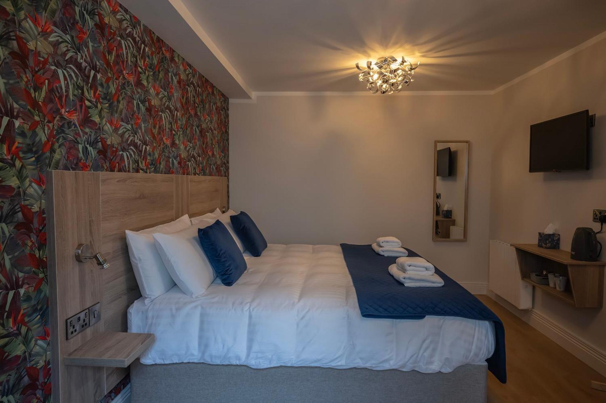 Selskar Court Accommodation Уэксфорд Экстерьер фото